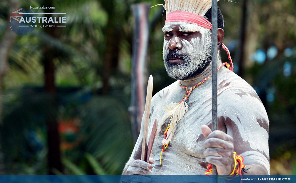 Portrait d'un homme guerrier autochtone de Yugambeh en Australie